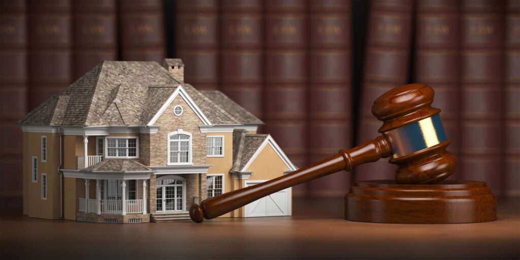 Top 6 Pros and Cons to Consider Before Buying a Property At Auction /